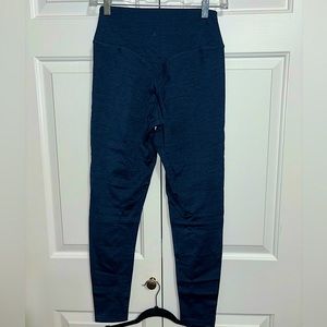 Cloud Leggings and Bra